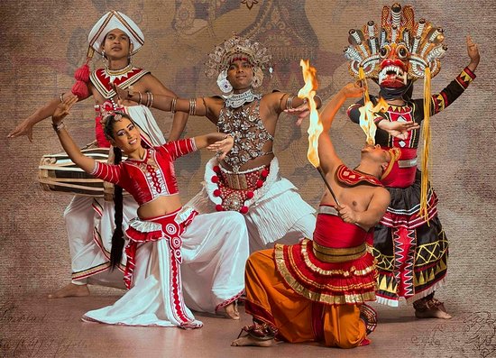 kandyan dance costume