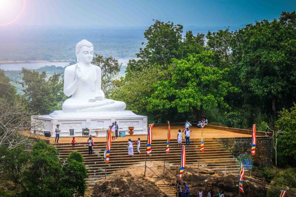 Mihinthalaya Buddha Statue